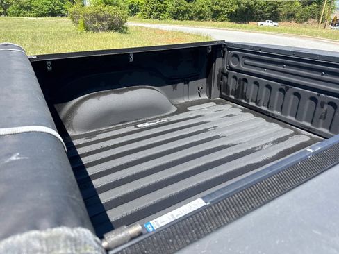 Used 2015 RAM 1500 Laramie w/ Convenience Group AWD/4WD image 10
