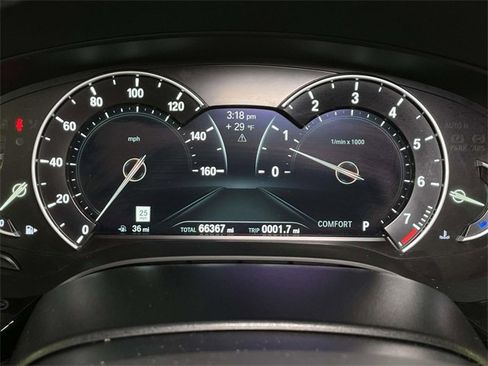 Used 2018 BMW 530i xDrive image 38