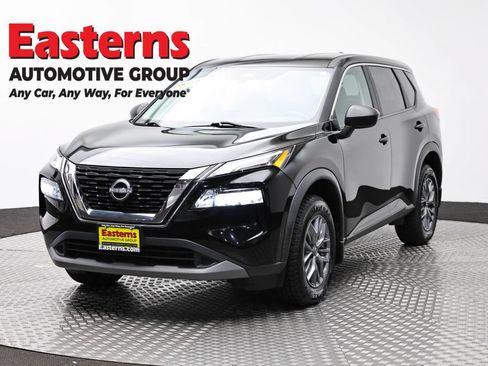 Used 2023 Nissan Rogue S AWD/4WD image 1