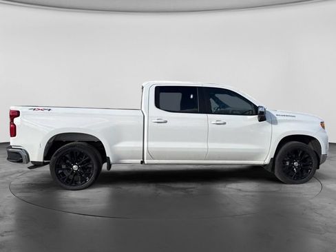 Used 2025 Chevrolet Silverado 1500 LT w/ Work Truck Package AWD/4WD image 11