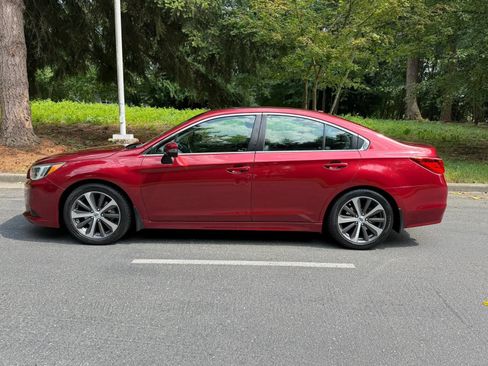 Used 2015 Subaru Legacy 3.6R Limited AWD/4WD image 2
