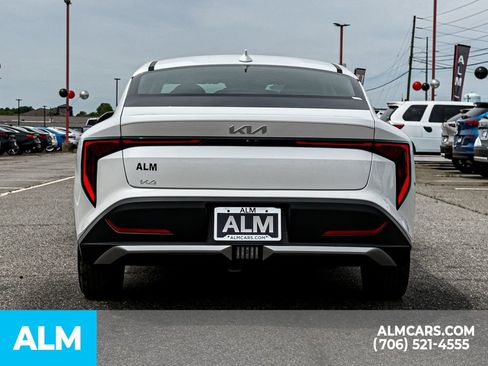 Used 2025 Kia K4 FWD image 5
