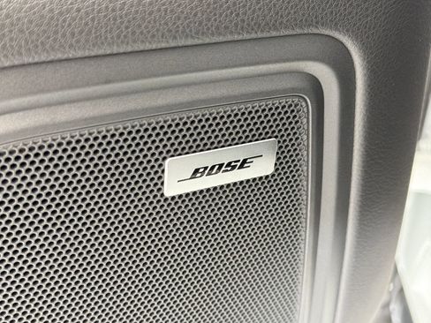 Certified 2026 Porsche Macan AWD/4WD image 27