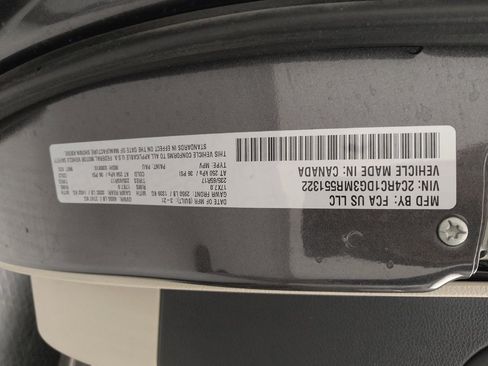 Used 2021 Chrysler Voyager Lxi image 33