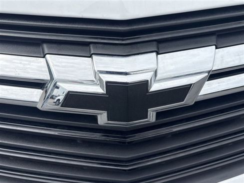 Certified 2024 Chevrolet Equinox LT w/ LPO, Floor Liner Package image 29