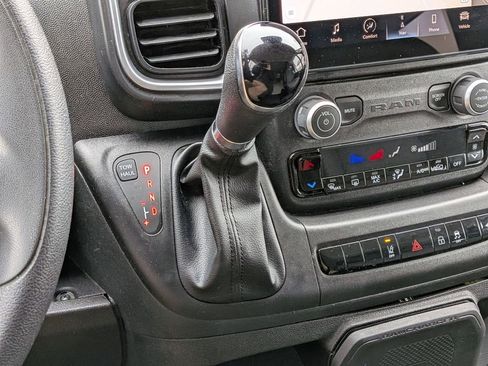 Used 2023 RAM ProMaster 2500 w/ Driver Convenience Group image 15