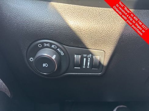 Used 2024 Jeep Compass Latitude image 26