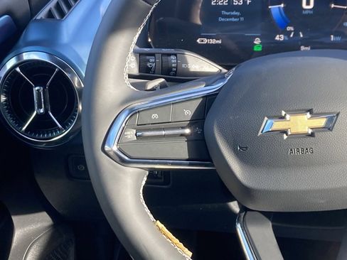 New 2026 Chevrolet Equinox EV LT image 15