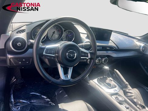 Used 2025 MAZDA MX-5 Miata RF Grand Touring RWD image 11