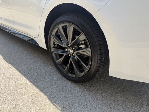 Used 2025 Toyota Corolla SE FWD image 10