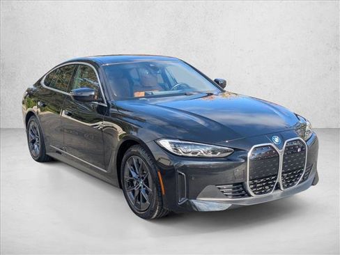 Certified 2023 BMW i4 eDrive35 w/ Premium Package image 3