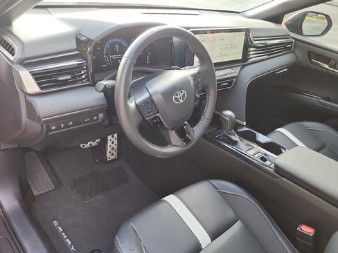 Certified 2025 Toyota Camry SE w/ Multimedia Upgrade Package FWD image 19