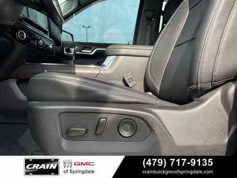 Used 2024 GMC Sierra 1500 SLT w/ SLT Premium Plus Package AWD/4WD image 11