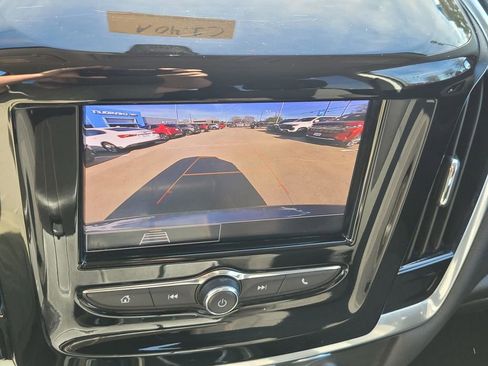 Used 2020 Chevrolet Traverse LS image 25