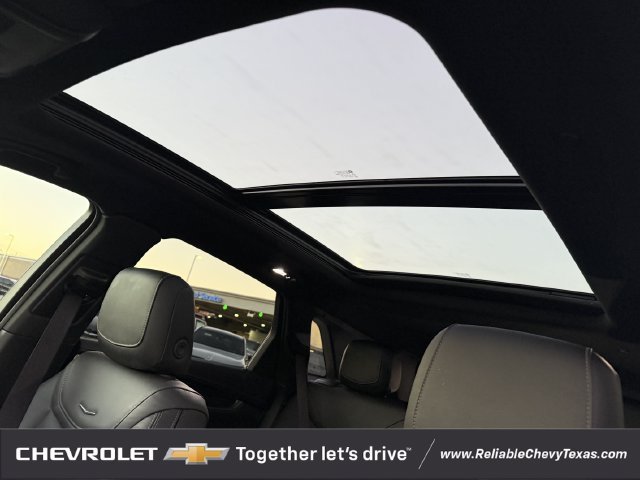 Used 2025 Cadillac XT5 Premium Luxury w/ LPO, Floor Liner Package AWD/4WD image 34