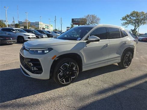 New 2026 Volkswagen Tiguan SEL R-Line image 6