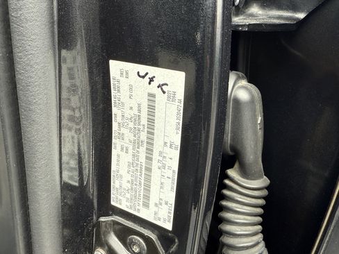 Used 2015 Ford F150 XLT image 31