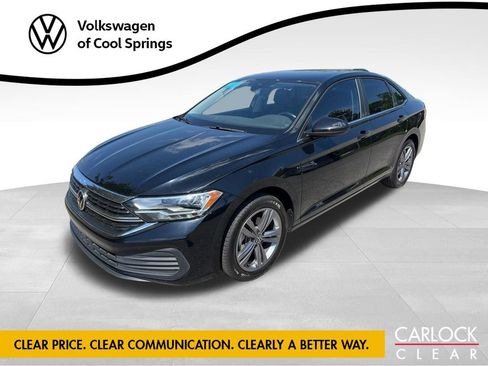 Used 2023 Volkswagen Jetta SE FWD image 1