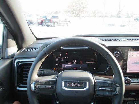 New 2026 GMC Canyon AT4 image 20