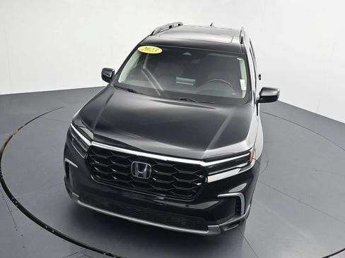 Used 2023 Honda Pilot Touring image 28
