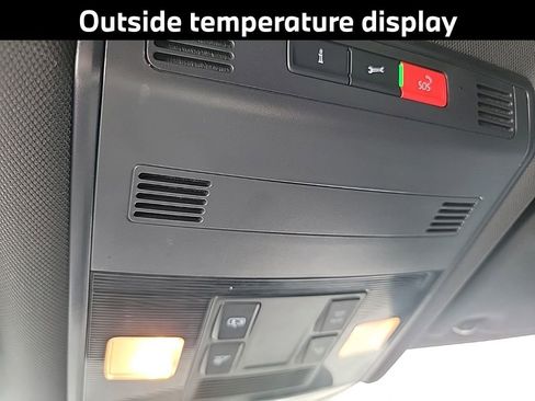 Used 2023 Volkswagen Jetta Sport image 20