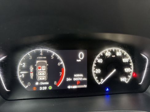 Used 2023 Honda Pilot Touring image 19