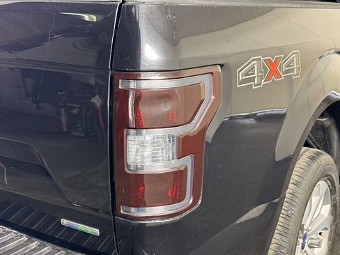 Used 2020 Ford F150 XLT w/ Equipment Group 302A Luxury AWD/4WD image 32