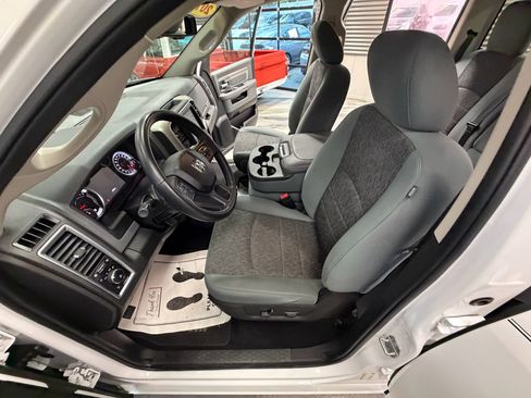Used 2019 RAM 1500 Big Horn image 55