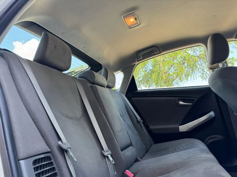 Used 2014 Toyota Prius Three FWD image 28