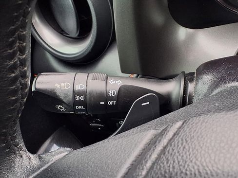 Used 2016 Toyota RAV4 SE image 21