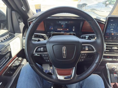 Used 2024 Lincoln Navigator L Reserve AWD/4WD image 23