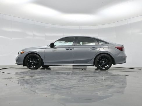 Used 2025 Honda Civic Sport image 6