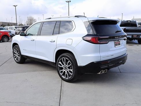 New 2026 GMC Acadia Denali Ultimate w/ LPO, Illumination Package image 4