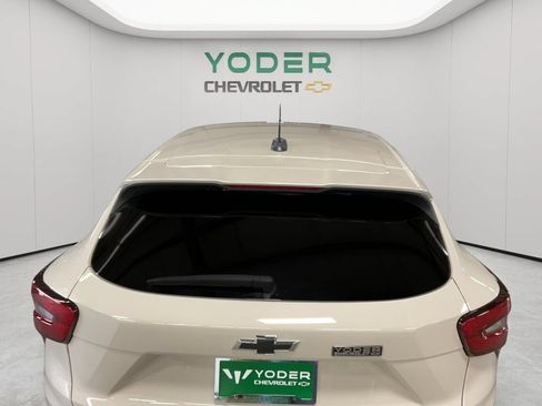 Used 2026 Chevrolet Trax RS w/ Driver Confidence Package FWD image 55