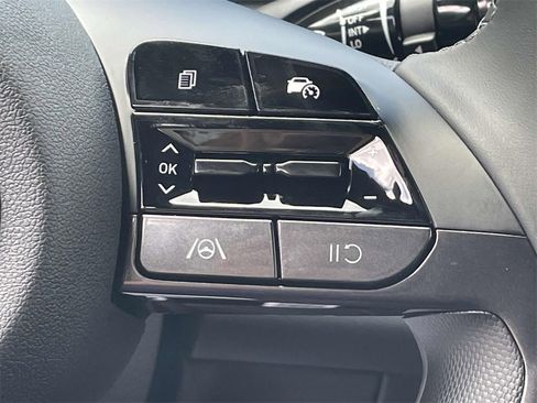 New 2025 Hyundai Elantra Sport image 31