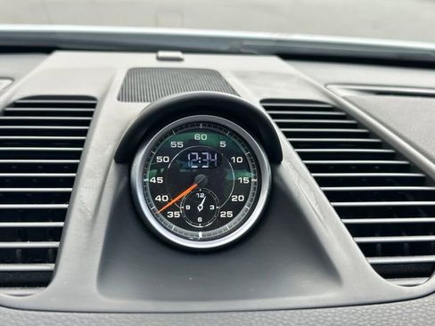 Used 2014 Porsche 911 Carrera 4 image 30