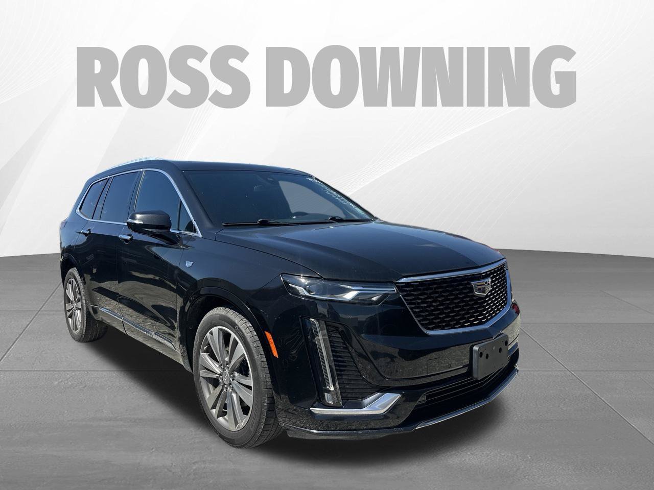 Used 2021 Cadillac XT6 Premium Luxury w/ LPO, Floor Liner Package FWD image 3