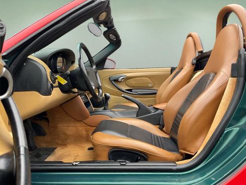 Used 2000 Porsche Boxster image 12