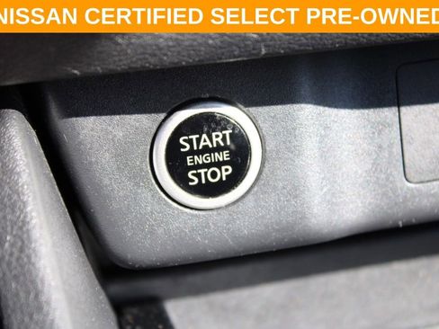 Certified 2023 Nissan Rogue SV image 31