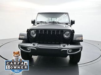 Used 2023 Jeep Gladiator Sport video 2