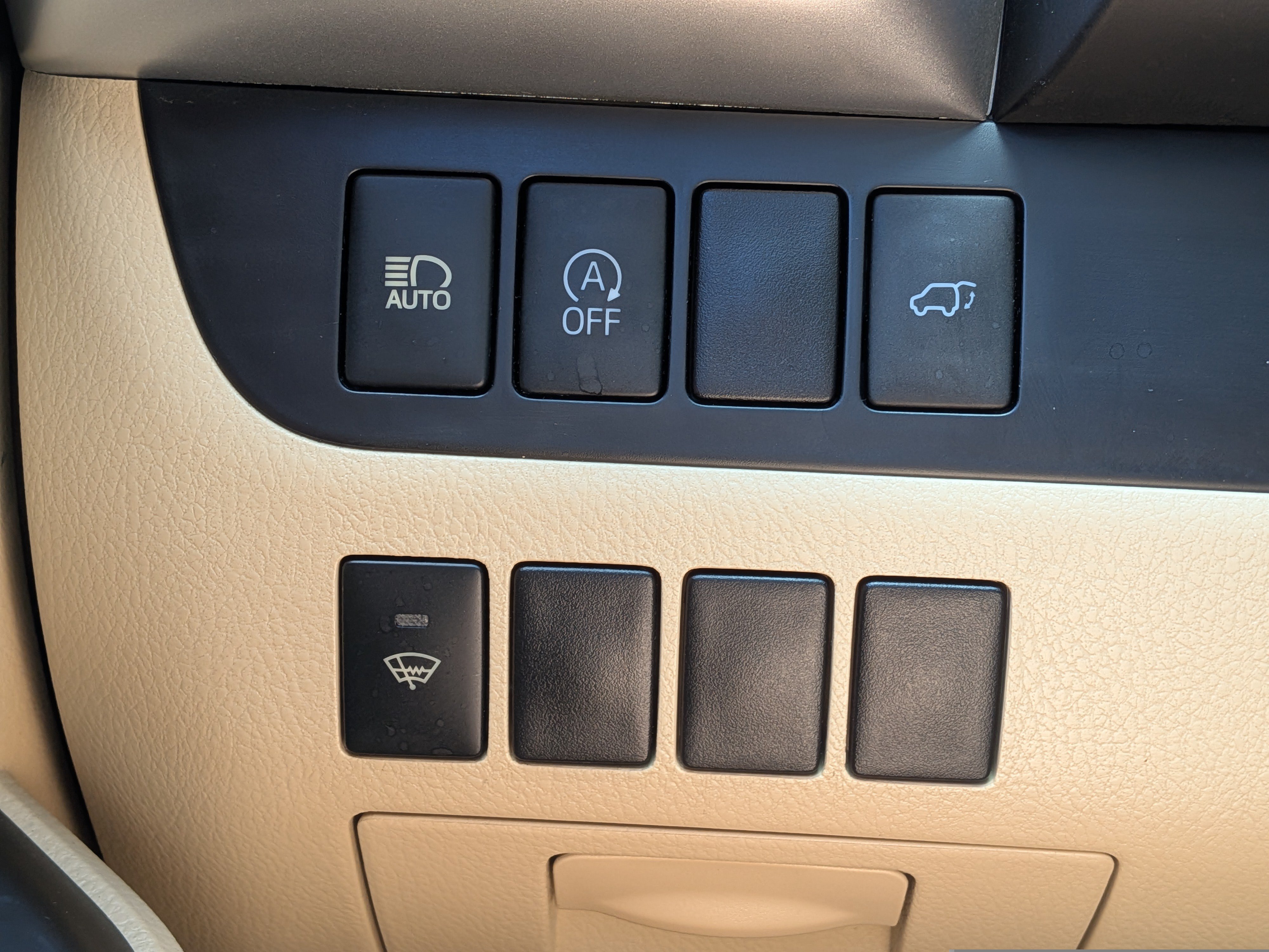 Used 2017 Toyota Highlander XLE FWD image 24