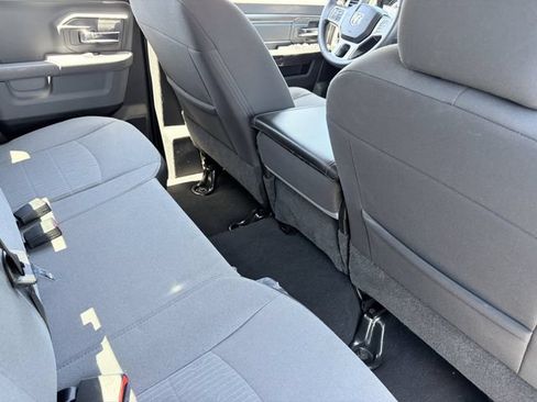 Used 2024 RAM 1500 Classic SLT AWD/4WD image 15