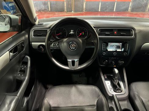 Used 2012 Volkswagen Jetta SEL image 18