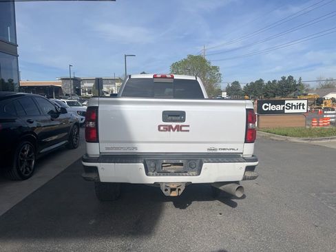 Used 2019 GMC Sierra 2500 Denali w/ Duramax Plus Package image 5