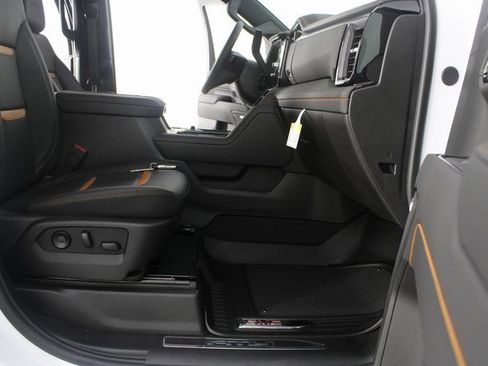 New 2026 GMC Sierra 3500 AT4 w/ AT4 Premium Plus Package image 26