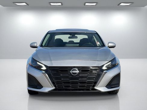 Used 2023 Nissan Altima 2.5 SL image 9