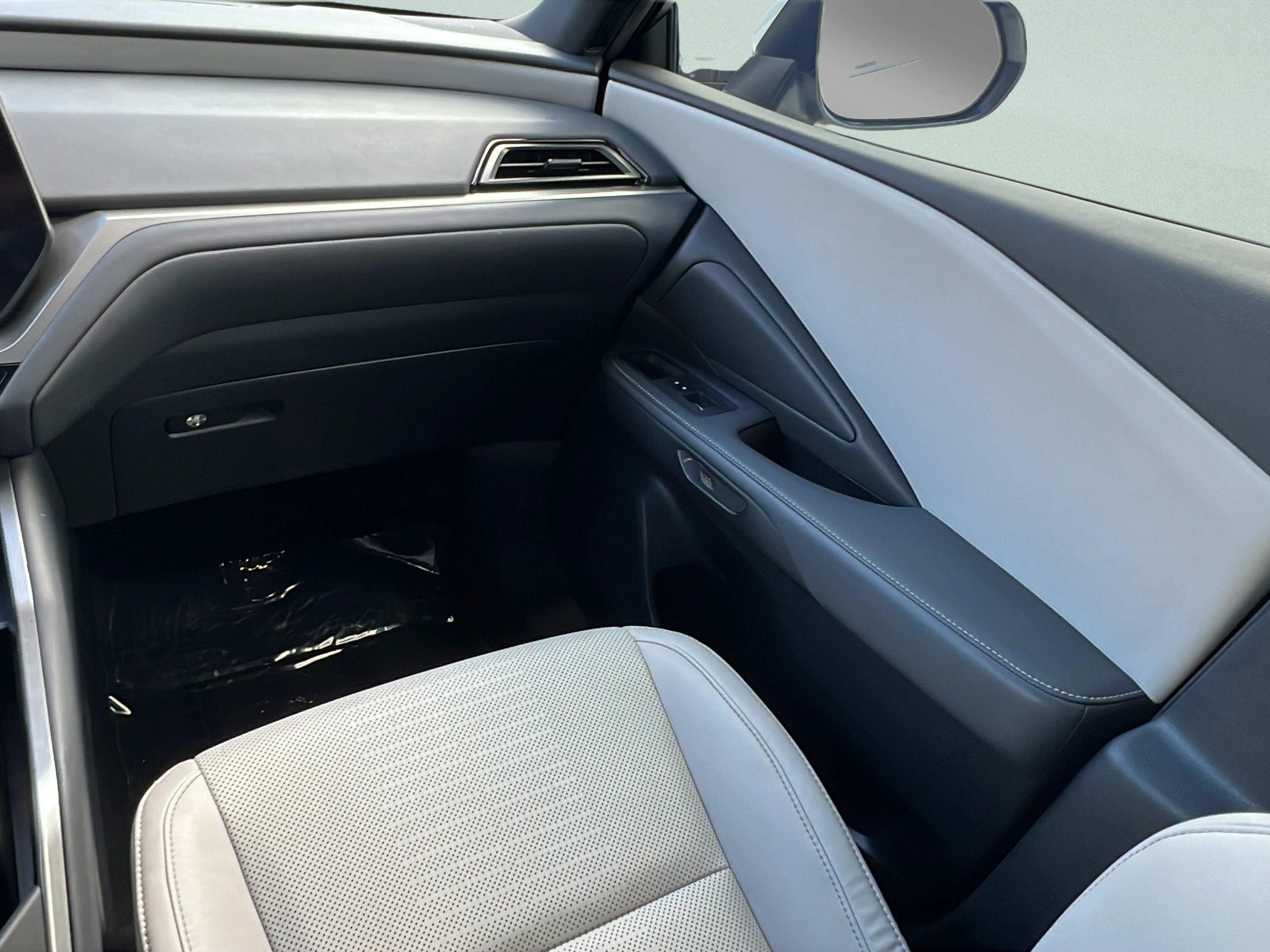 Used 2024 Lexus TX 350 FWD w/ Cold Weather Package image 13