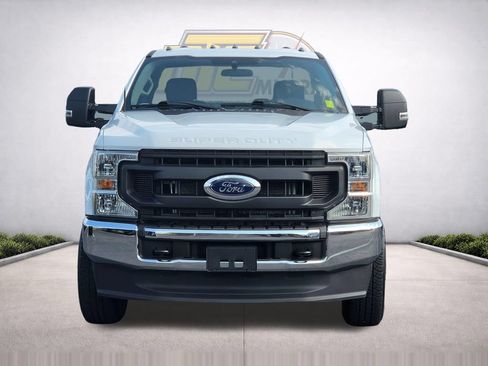 Used 2022 Ford F250 XL w/ Power Equipment Group AWD/4WD image 3