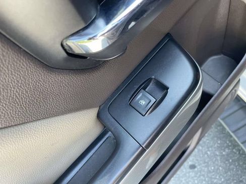 Used 2018 Chevrolet Silverado 1500 LTZ Z71 w/ LTZ Plus Package AWD/4WD image 16