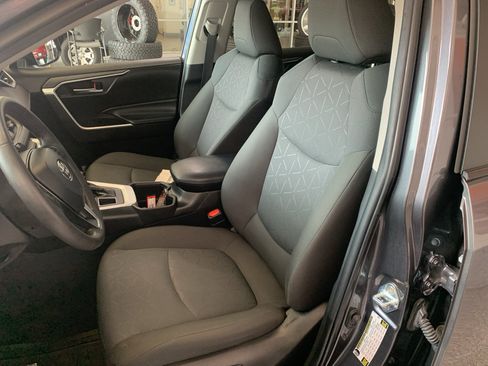 Used 2024 Toyota RAV4 XLE w/ Weather Package AWD/4WD image 12